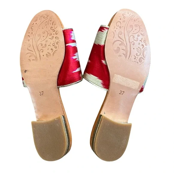 Baldiz Boho Magenta & Metallic Gold Ikat Silk Slide Sandals Size 37 (7 US) EUC - Picture 7 of 8